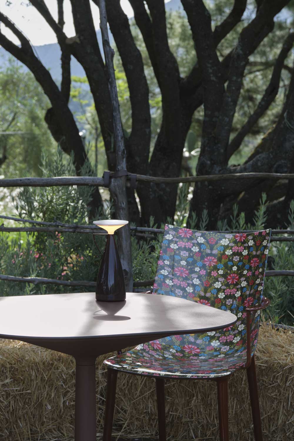 Kartell Camomille Rechargeable Table Lamp