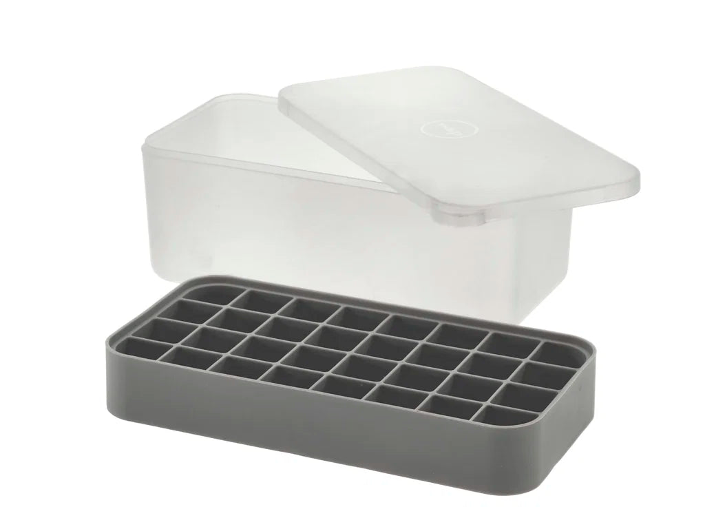 Ice Cube Tray With Lid