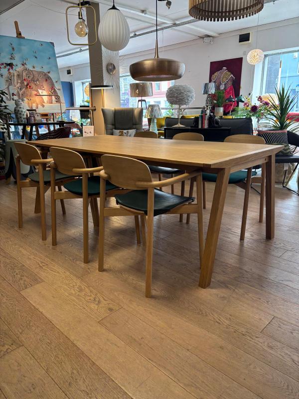 Sale Ex Display Skovby Table & Chairs Set
