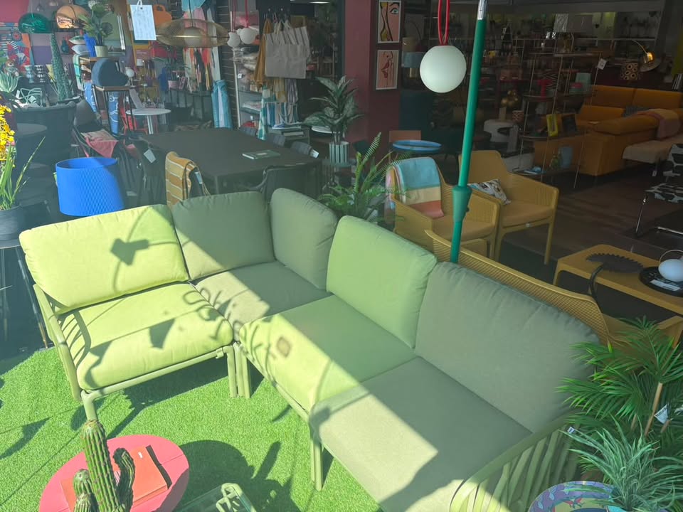 SALE Nardi Komodo 2 Seater Sofa, 2 Armchairs, Corner &amp; Table Set