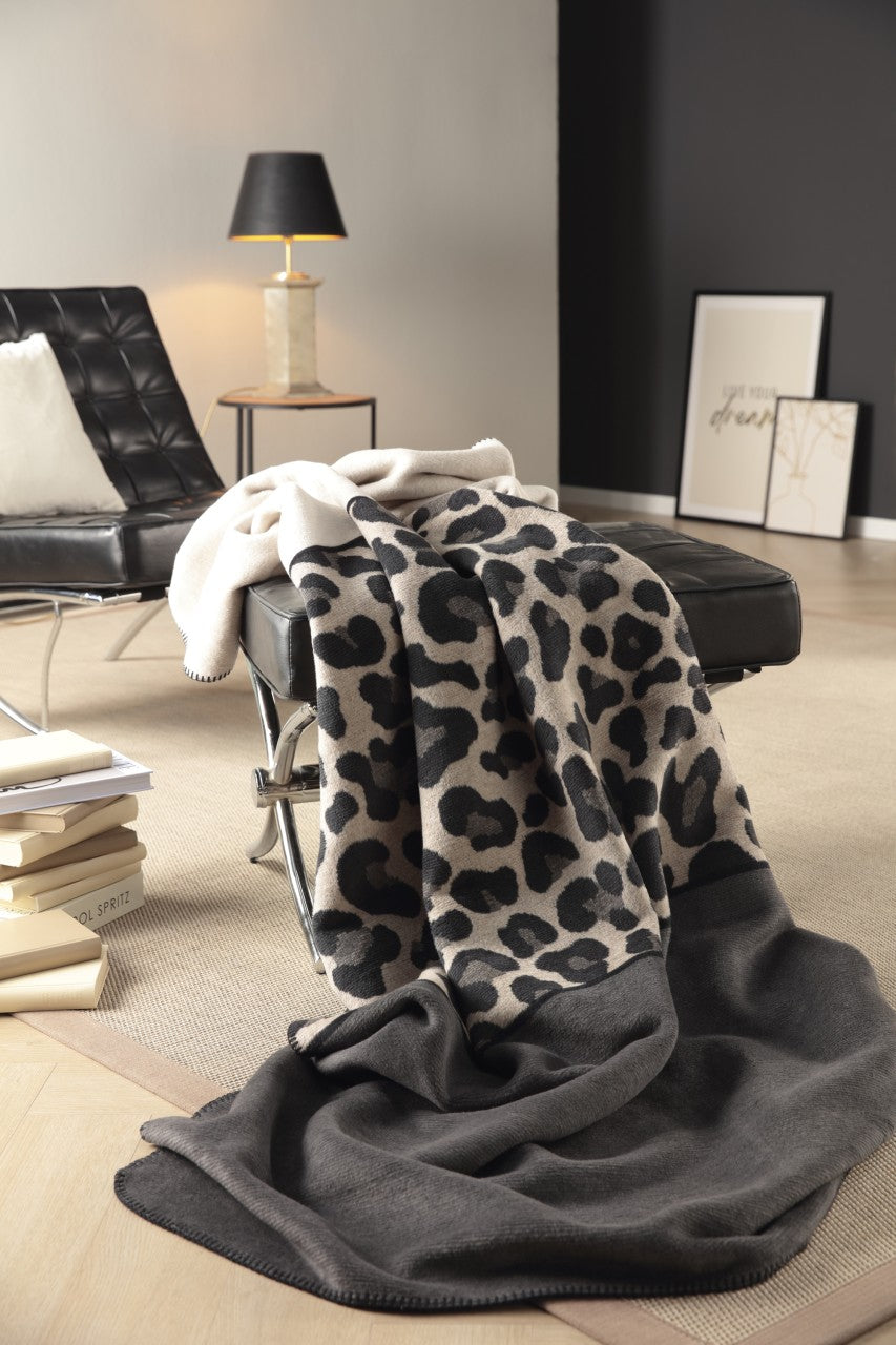 Leo Part Blankets