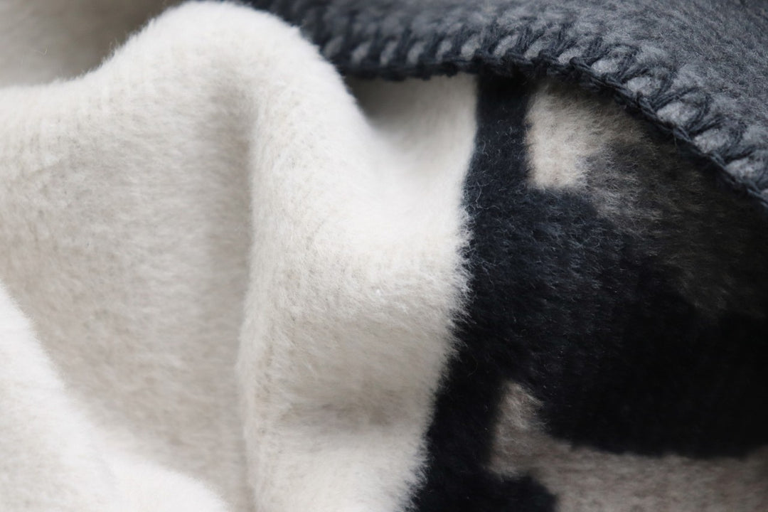 Leo Part Blankets