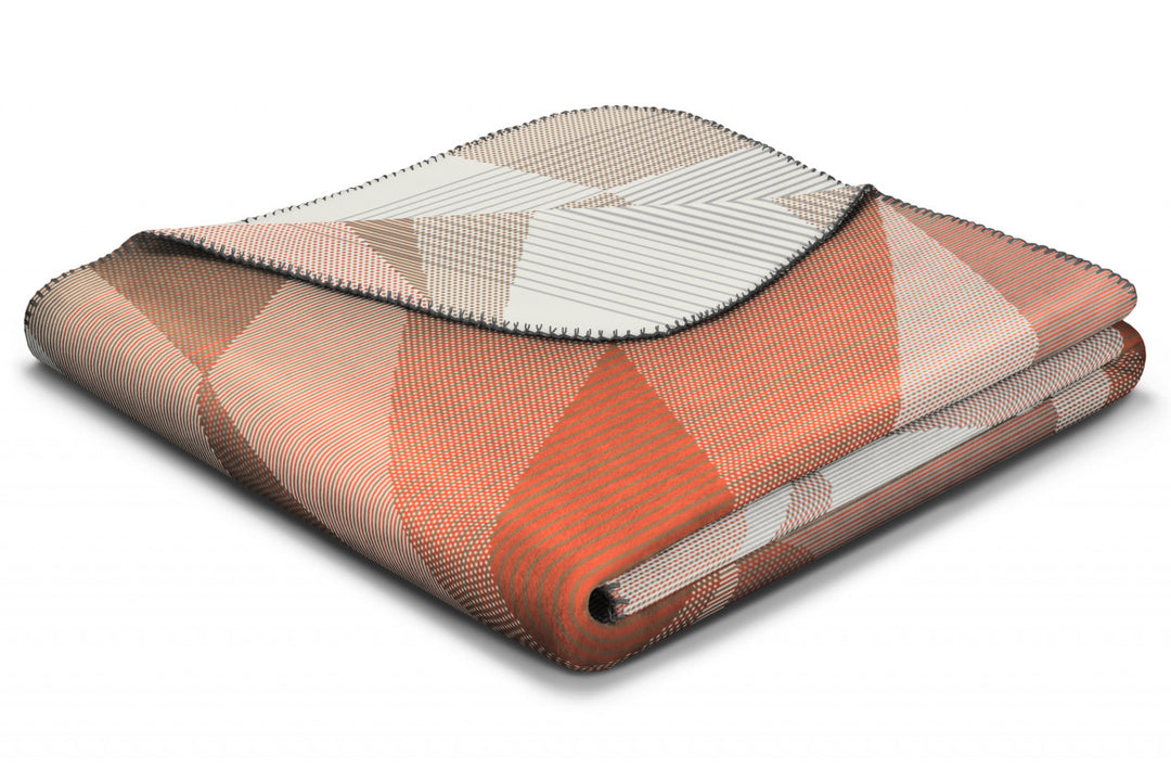 Shadeflow Blanket