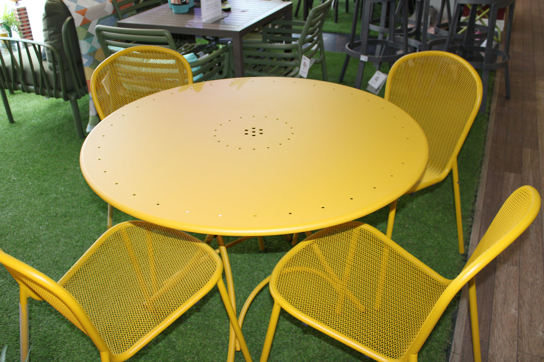 SALE EMU Curry Yellow Pigalle Table & Ronda 4  Chairs Set