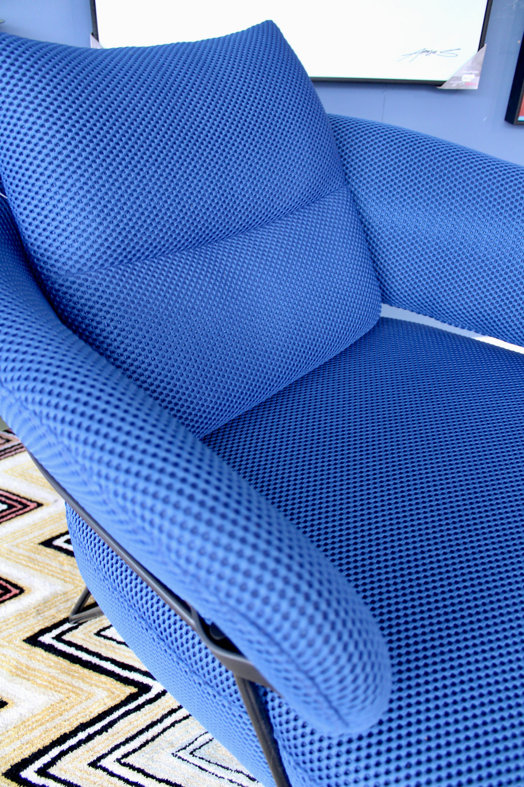 SALE Ex-Display Blue Peppo Armchair