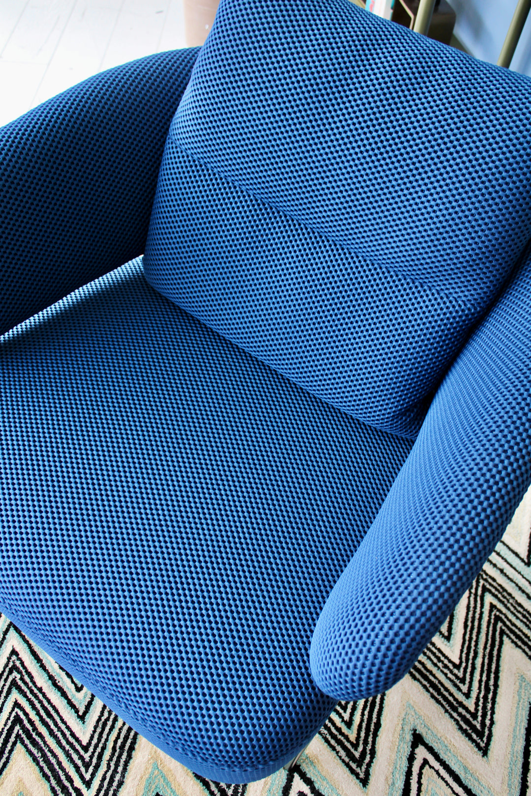 SALE Ex-Display Blue Peppo Armchair