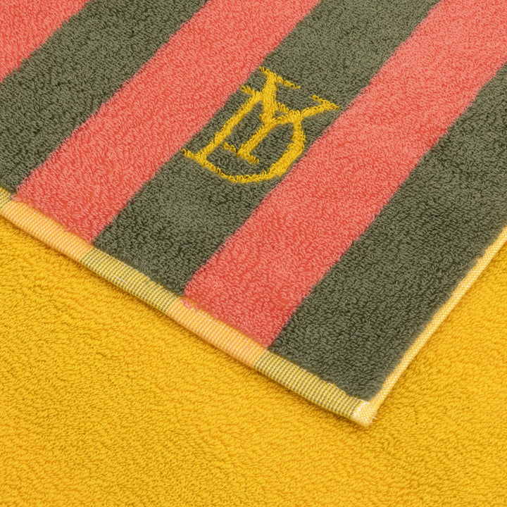 Corail Goyave Beach Towel